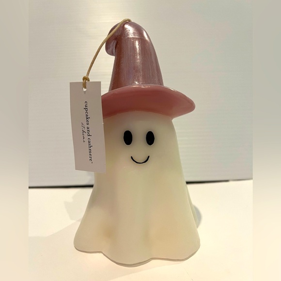 cupcakes & cashmere Other - 🍁 Cute Cupcakes and Cashmere Ghost with Pink Hat Candle- NWT